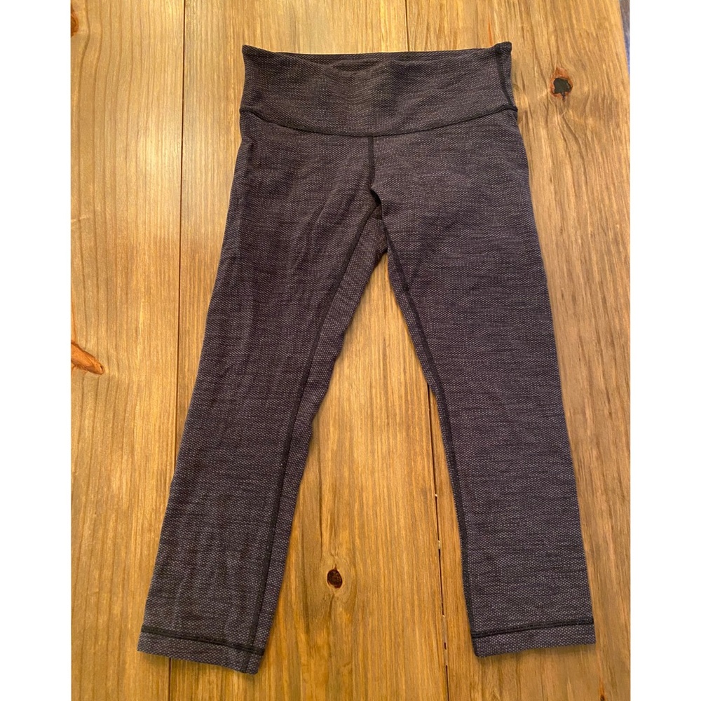 Lululemon Athletica Fitted Capri